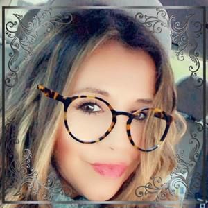 Meet your Posher, Teresa